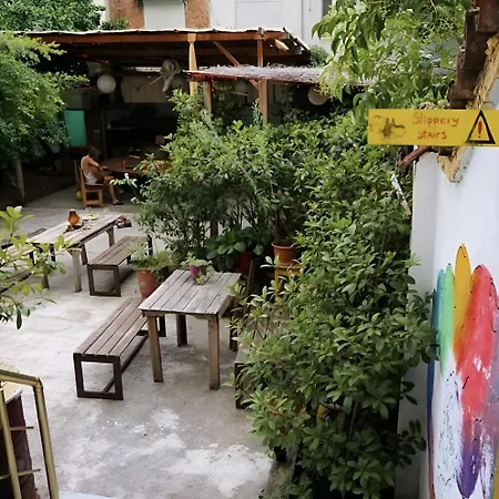Backpacker * Tirana